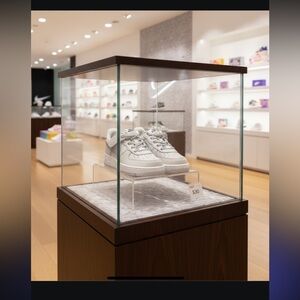 Nike Force 1 Low LV8 EasyOn Size 13C